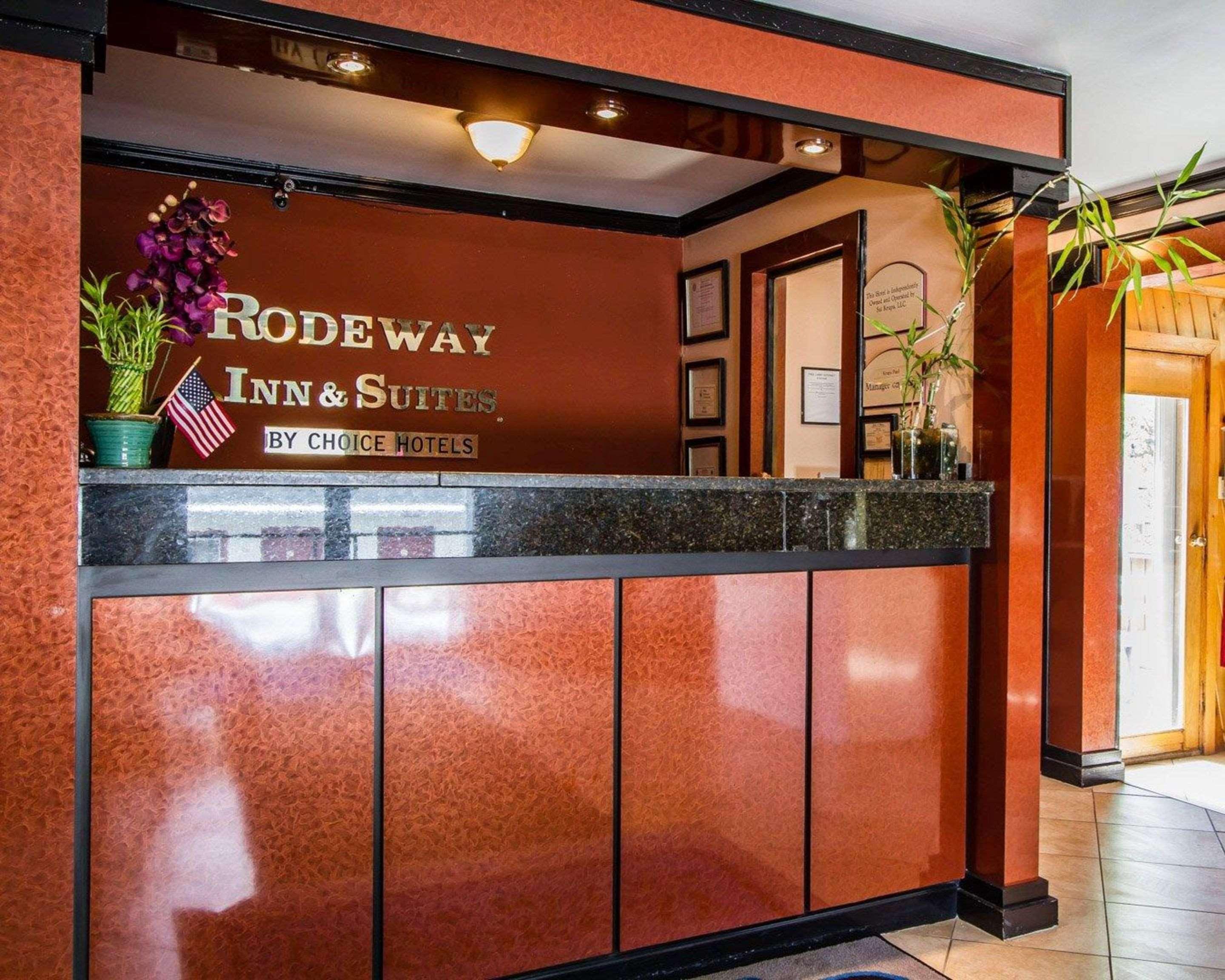 Rodeway Inn & Suites Brunswick Near Hwy 1 Экстерьер фото
