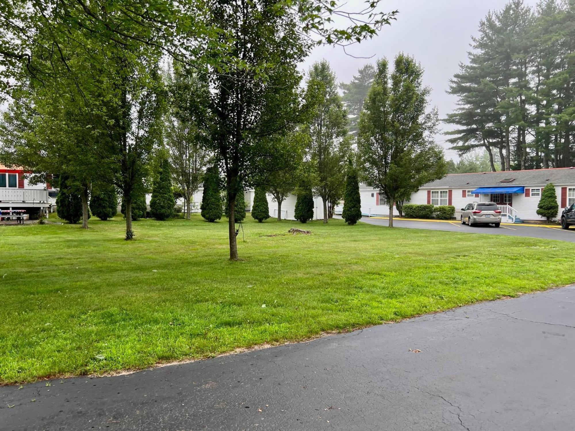 Rodeway Inn & Suites Brunswick Near Hwy 1 Экстерьер фото