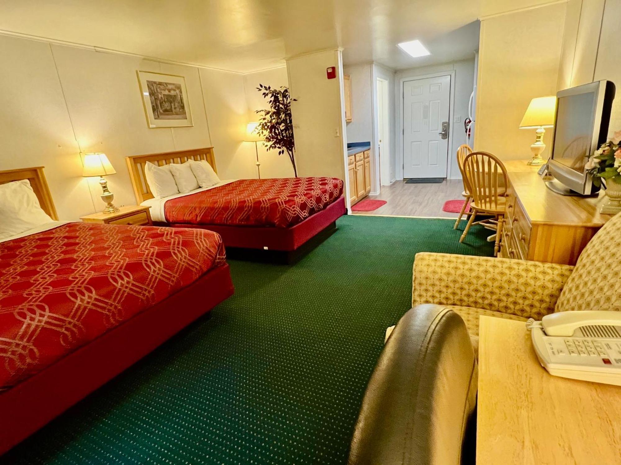 Rodeway Inn & Suites Brunswick Near Hwy 1 Экстерьер фото