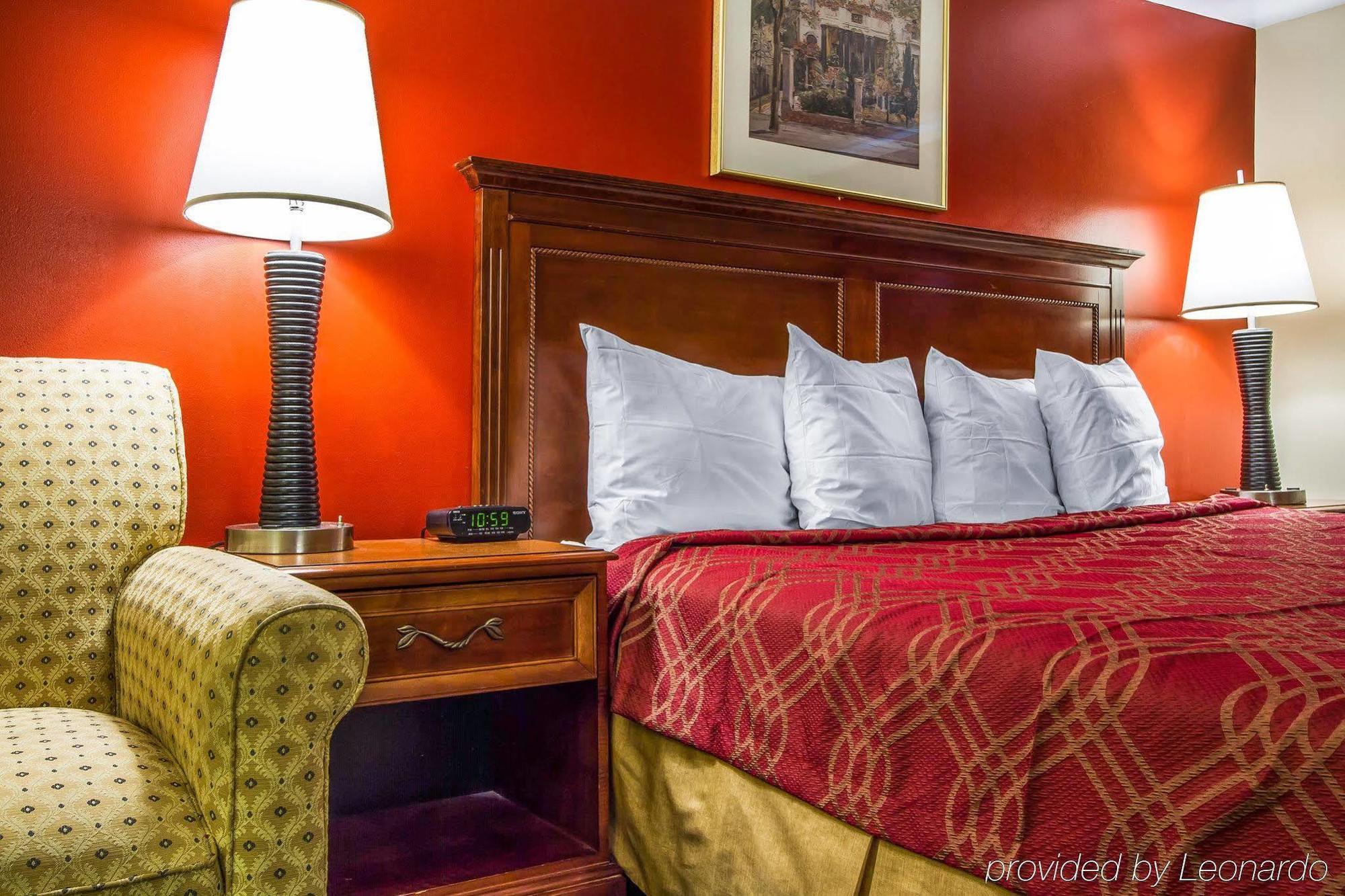 Rodeway Inn & Suites Brunswick Near Hwy 1 Экстерьер фото